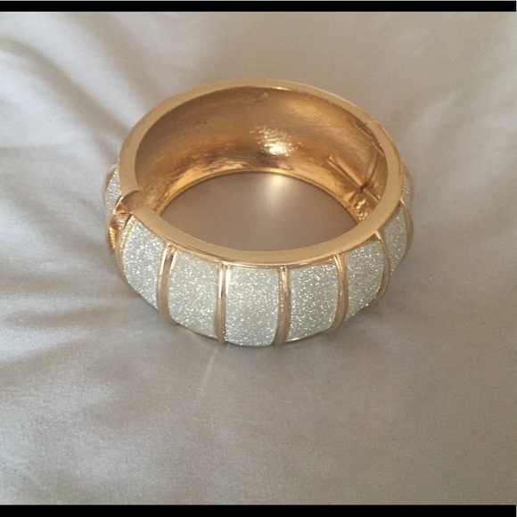 Two Tone Bracelet - Picture 1 of 3